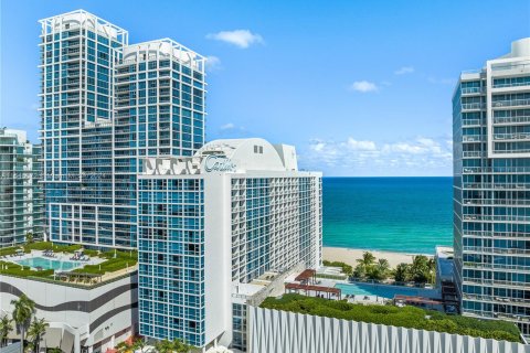 Copropriété à vendre à Miami Beach, Floride: 2 chambres, 102.47 m2 № 1050857 - photo 14