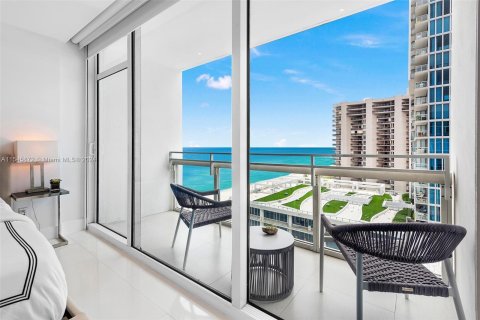 Copropriété à vendre à Miami Beach, Floride: 2 chambres, 102.47 m2 № 1050857 - photo 20