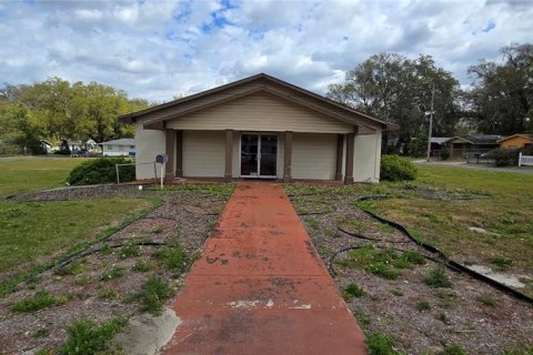Immobilier commercial à vendre à Lakeland, Floride: 310.48 m2 № 1065982 - photo 1