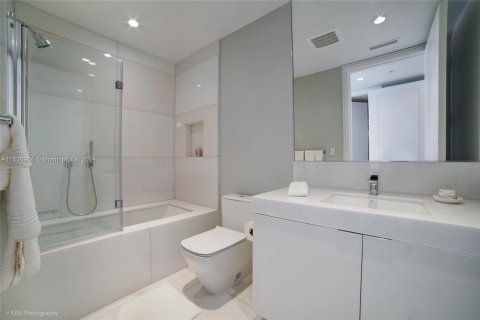 Condo in Sunny Isles Beach, Florida, 4 bedrooms  № 1306347 - photo 4