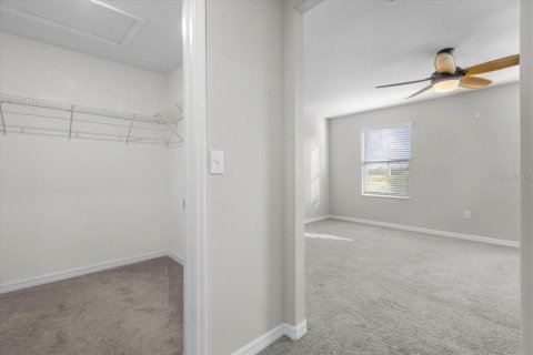 Townhouse in Tampa, Florida 3 bedrooms, 154.5 sq.m. № 1440841 - photo 24