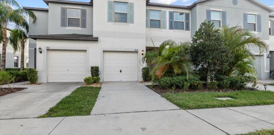 Townhouse in Tampa, Florida 3 bedrooms, 154.5 sq.m. № 1440841