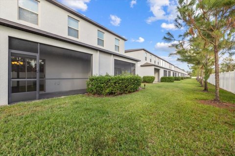 Townhouse in Tampa, Florida 3 bedrooms, 154.5 sq.m. № 1440841 - photo 30