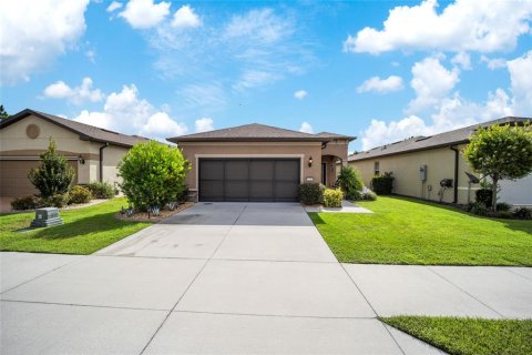 House in DEL WEBB STONE CREEK in Ocala, Florida 2 bedrooms, 165.92 sq.m. № 1349547 - photo 3