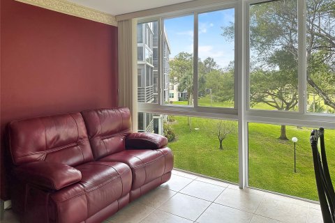 Condo in Pompano Beach, Florida, 3 bedrooms  № 1051085 - photo 2