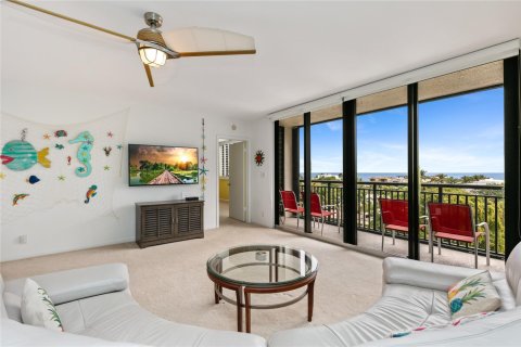 Condo in Fort Lauderdale, Florida, 2 bedrooms  № 1051086 - photo 11