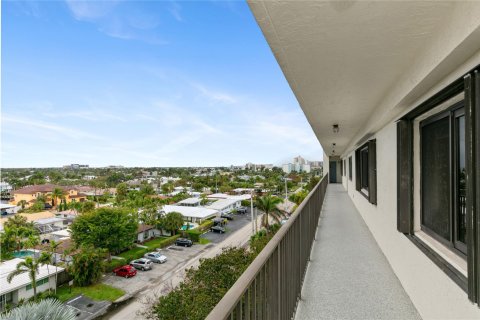 Condo in Fort Lauderdale, Florida, 2 bedrooms  № 1051086 - photo 9