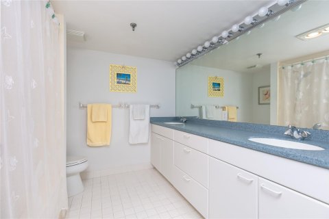 Condo in Fort Lauderdale, Florida, 2 bedrooms  № 1051086 - photo 16