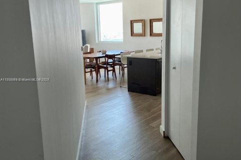 Condominio en venta en Miami, Florida, 2 dormitorios, 111.48 m2 № 1074412 - foto 7