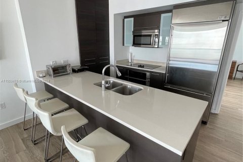 Condominio en venta en Miami, Florida, 2 dormitorios, 111.48 m2 № 1074412 - foto 2