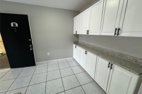 Condominio en alquiler en Altamonte Springs, Florida, 3 dormitorios, 103.31 m2 № 1066694 - foto 2