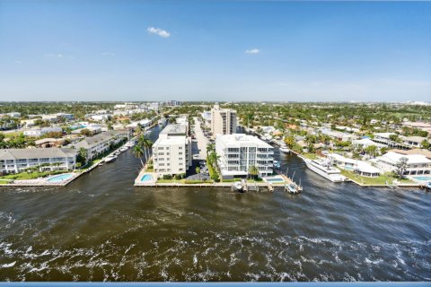 Copropriété à vendre à Fort Lauderdale, Floride: 3 chambres, 388.98 m2 № 1060177 - photo 30