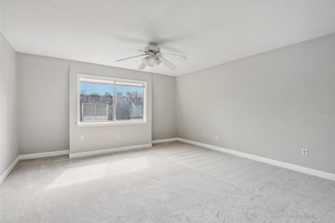 Condo in Orlando, Florida, 2 bedrooms  № 1343087 - photo 12