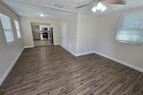 Casa en venta en Saint Petersburg, Florida, 3 dormitorios, 101.54 m2 № 1343090 - foto 12