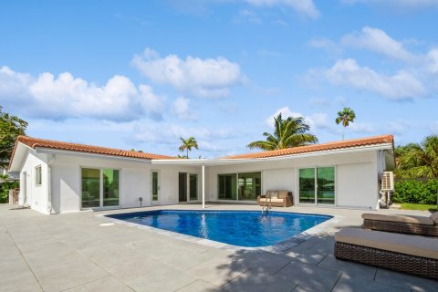 Casa en venta en Pompano Beach, Florida, 3 dormitorios, 215.16 m2 № 1026152 - foto 8