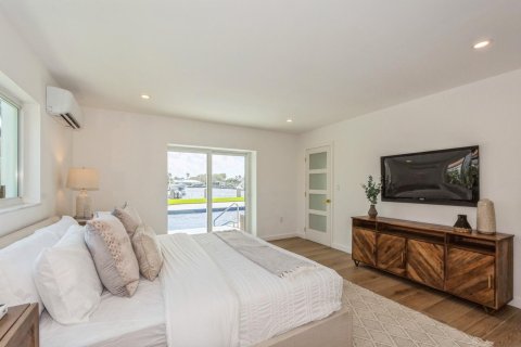 Casa en venta en Pompano Beach, Florida, 3 dormitorios, 215.16 m2 № 1026152 - foto 29