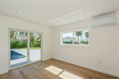 Casa en venta en Pompano Beach, Florida, 3 dormitorios, 215.16 m2 № 1026152 - foto 23