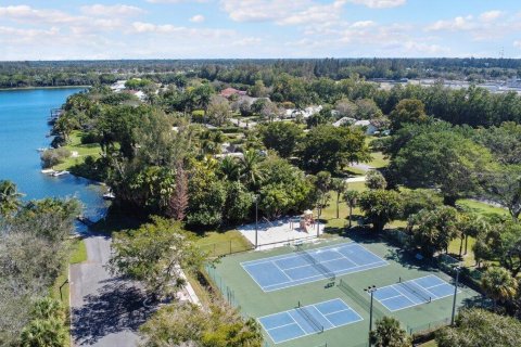 Villa ou maison à vendre à West Palm Beach, Floride: 5 chambres, 296.17 m2 № 1047888 - photo 15