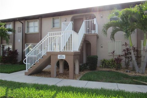 Condominio en venta en Punta Gorda, Florida, 2 dormitorios, 79.9 m2 № 1195970 - foto 2