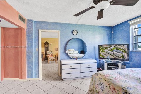 Copropriété à vendre à Aventura, Floride: 1 chambre, 71.35 m2 № 1035307 - photo 8