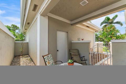 Casa en venta en Palm City, Florida, 3 dormitorios, 247.03 m2 № 1065734 - foto 10