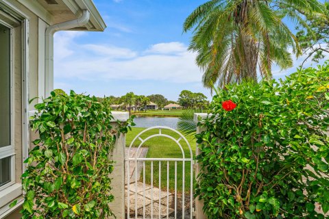 Villa ou maison à vendre à Palm City, Floride: 3 chambres, 247.03 m2 № 1065734 - photo 9