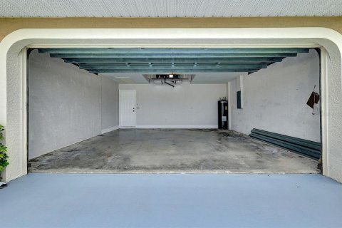 Villa ou maison à vendre à Cape Coral, Floride: 4 chambres, 151.99 m2 № 1338189 - photo 27