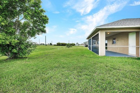 Villa ou maison à vendre à Cape Coral, Floride: 4 chambres, 151.99 m2 № 1338189 - photo 30