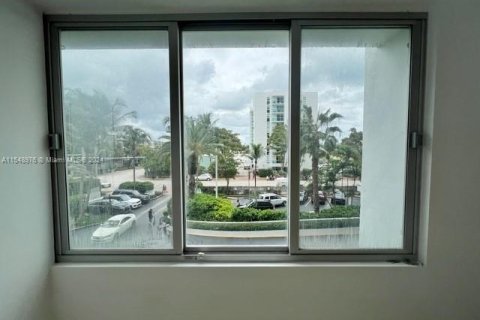 Condominio en venta en Miami Beach, Florida, 1 dormitorio, 79.15 m2 № 1059510 - foto 8