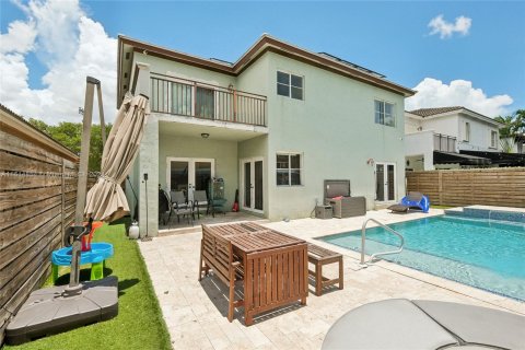 Casa en venta en Miami, Florida, 5 dormitorios № 1385571 - foto 16