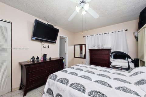 Купить кондоминиум в Хайалиа, Флорида 2 спальни, 75.44м2, № 1060426 - фото 11