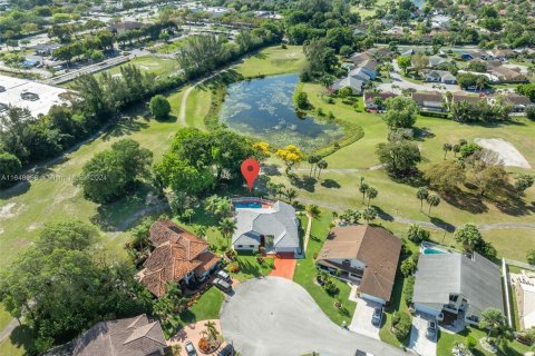 Villa ou maison à vendre à Tamarac, Floride: 4 chambres, 228.35 m2 № 1331822 - photo 26