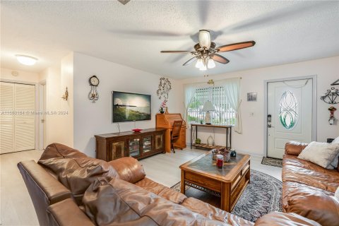 Villa ou maison à vendre à Boynton Beach, Floride: 2 chambres, 122.35 m2 № 1409434 - photo 14