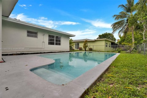 Casa en venta en Tamarac, Florida, 3 dormitorios, 158.4 m2 № 1409433 - foto 24