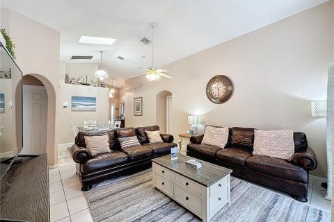 Casa en venta en Kissimmee, Florida, 4 dormitorios, 163.51 m2 № 1265681 - foto 21