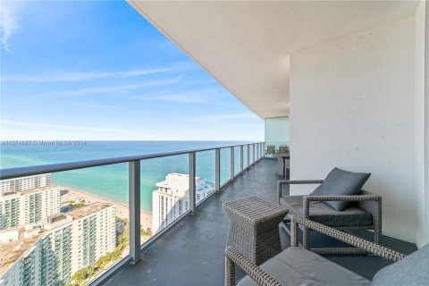 Condominio en venta en Hollywood, Florida, 2 dormitorios, 109.53 m2 № 1398031 - foto 20