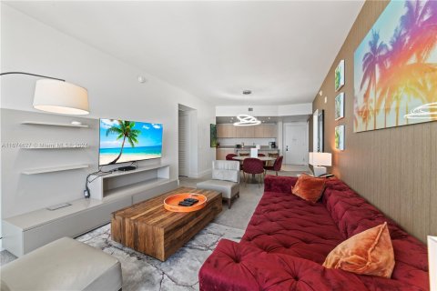 Condominio en venta en Hollywood, Florida, 2 dormitorios, 109.53 m2 № 1398031 - foto 3