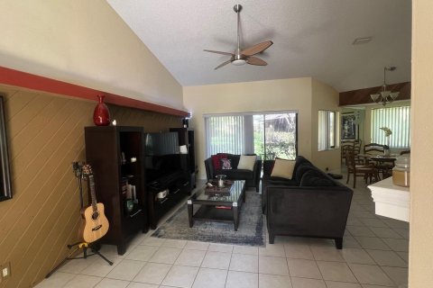 Townhouse in Plantation, Florida 2 bedrooms, 129.6 sq.m. № 1079807 - photo 21