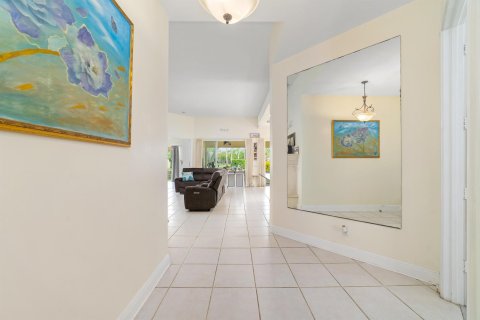 House in West Palm Beach, Florida 4 bedrooms, 185.9 sq.m. № 1079567 - photo 16