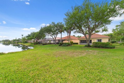 Villa ou maison à vendre à West Palm Beach, Floride: 4 chambres, 185.9 m2 № 1079567 - photo 11