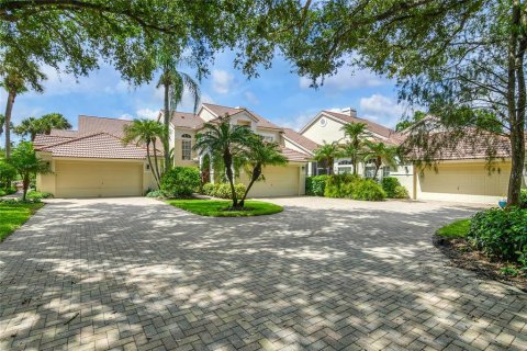 Villa ou maison à vendre à Naples, Floride: 3 chambres, 194.72 m2 № 1296320 - photo 1