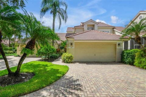 Villa ou maison à vendre à Naples, Floride: 3 chambres, 194.72 m2 № 1296320 - photo 3