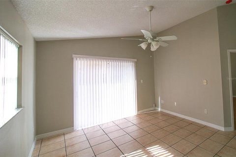 House in Orlando, Florida 3 bedrooms, 149.76 sq.m. № 1356093 - photo 5