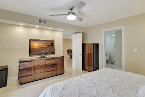 Copropriété à vendre à Pembroke Pines, Floride: 2 chambres, 144 m2 № 1206444 - photo 20