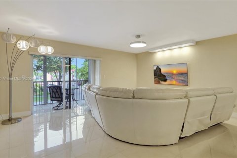 Condominio en venta en Pembroke Pines, Florida, 2 dormitorios, 144 m2 № 1206444 - foto 7