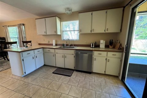 House in Edgewater, Florida 3 bedrooms, 111.48 sq.m. № 1283222 - photo 24