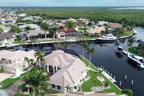 Villa ou maison à vendre à Punta Gorda, Floride: 3 chambres, 294.04 m2 № 1056408 - photo 27