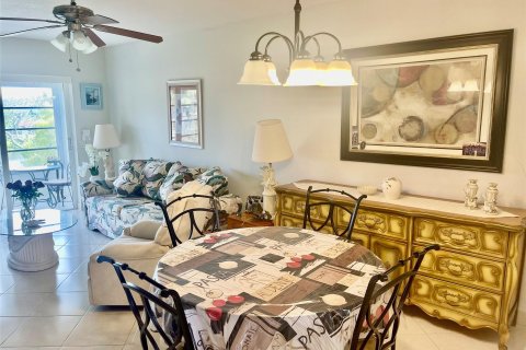 Condo in Lauderdale Lakes, Florida, 1 bedroom  № 1027062 - photo 22