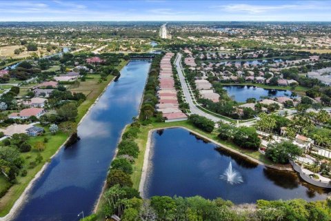 House in Lake Worth, Florida 3 bedrooms, 191.47 sq.m. № 1060338 - photo 20