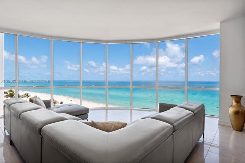 Condo in Sunny Isles Beach, Florida, 3 bedrooms  № 1409004 - photo 6